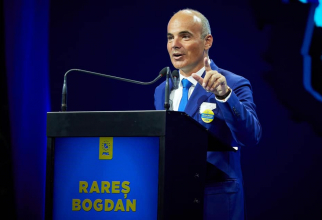Rareș Bogdan, despre scandalul comasării alegerilor: „Argumentele sunt și într-o parte și în alta. Trebuie să facem ce este mai bine pentru români” / Sursa foto: Facebook Rareș Bogdan