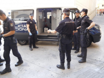 Spania. Mai mulți răniți într-o bătaie violentă între români și columbieni la Lugo