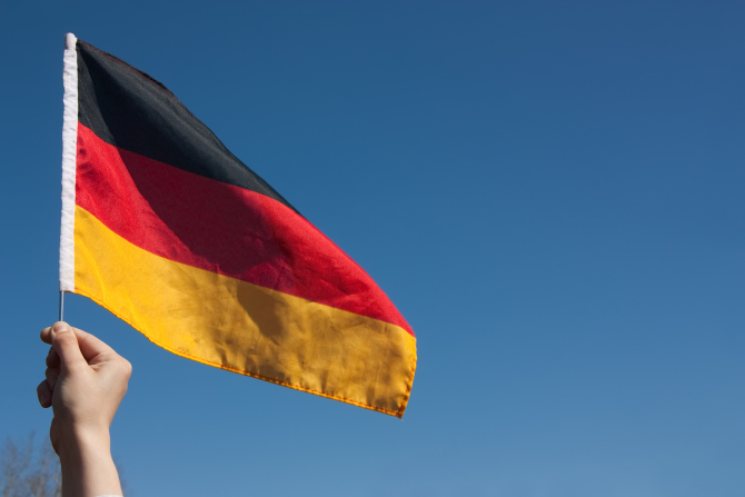 Germania confirmă apariția valului trei de COVID. Când s-ar putea renunța la restricții