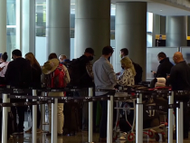 Italia. Zeci de români, blocați pe aeroportul din Bergamo: „Ne-au tratat cu o nesimțire totală, ca pe ultimii oameni!”