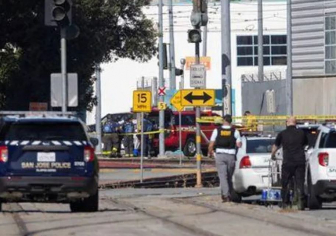 Mai multe persoane împuşcate mortal într-un atac armat la San Jose 