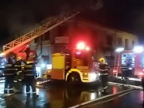 Un bărbat și-a pierdut viața, într-un incendiu în București. Alte patru persoane au ajuns la spital 