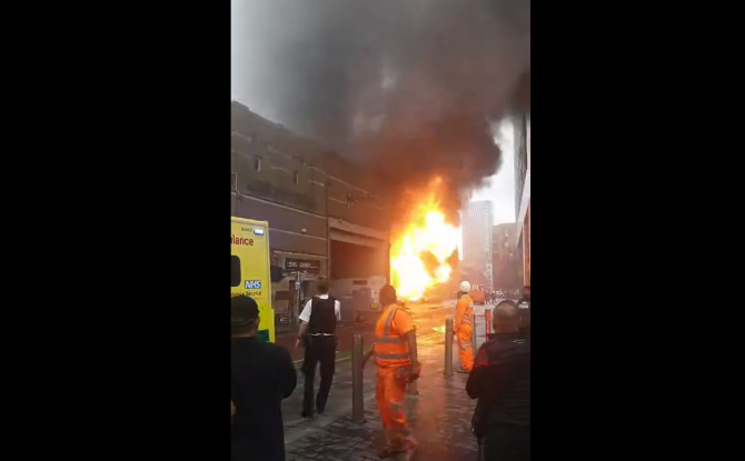 Explozie la metrou, în Londra. Poliția, precizări: Ce spune despre posibilitatea unui atac terorist - VIDEO