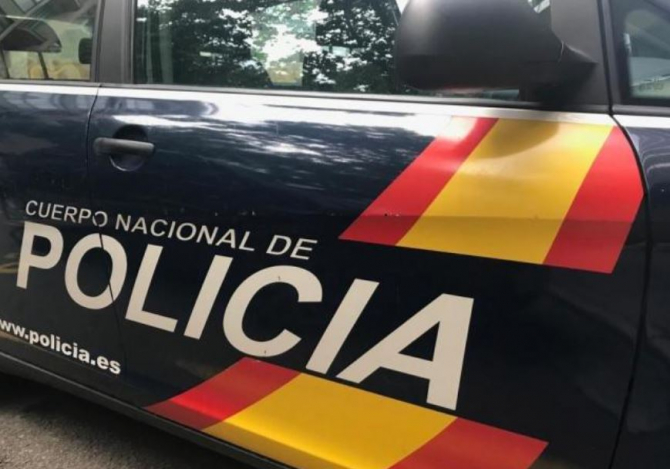 Spania. Trei romani au atacat și jefuit un grup de turiști în Paya de Palma