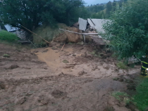 Alunecări de teren. sursa foto: ISU Braşov