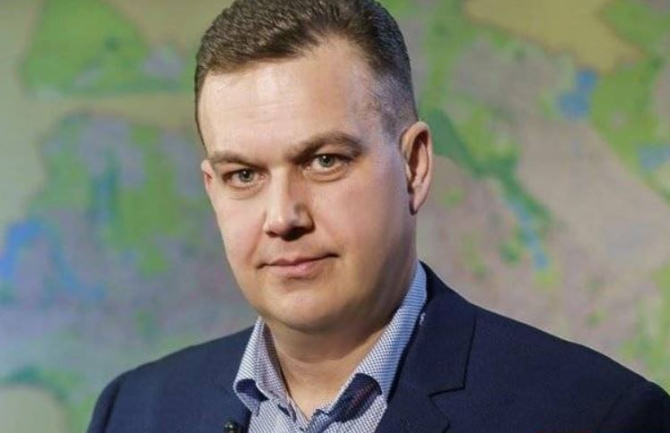 Ucraina  Primarul din Krivoi Rog, găsit mort pe veranda casei. Bărbatul avea o rană provocată de glonţ 