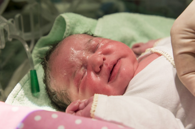 Anchetă la Maternitatea  Buzău după ce un copil s-a născut mort