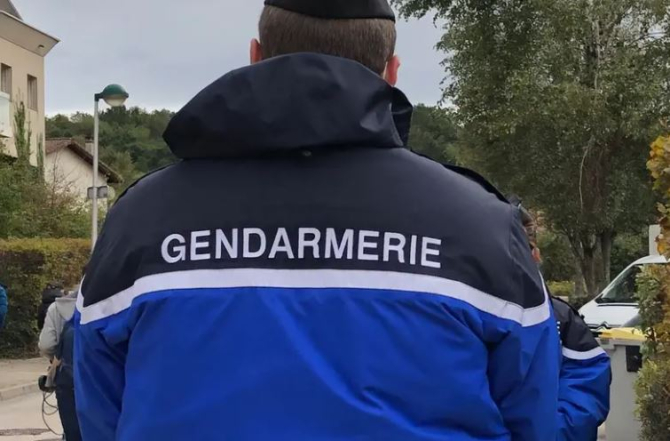 Franța. Un moldovean, găsit împușcat în cap și îngropat într-o pădure din nordul Parisului 