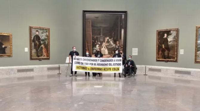 Spania. Un grup de persoane care au supraviețuit unei otrăviri în masă amenință că se sinucid în câteva ore într-un muzeu. FOTO: captură ccma.cat