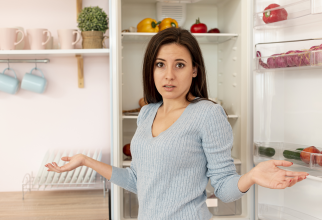 Puneți un pahar de soluție de bicarbonat de sodiu în frigider: Pare magie, dar e un sfat practic de la bunicile noastre