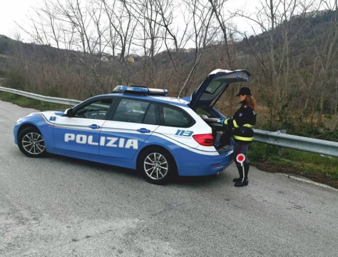 Italia. Un șofer român a pus în pericol viața a zeci de persoane. Beat la volan, circula cu o viteză amețitoare și nu avea permis