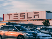 Tesla dezvăluie că au fost parcurși în total 35 MILIOANE de kilometri autonomi de la lansarea versiunii beta 2020 Full Self Driving / Fotografie creată de Craig Adderley, de la Pexels