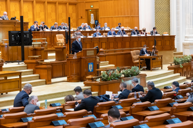 Bugetul de stat pe 2022 și cel al asigurărilor sociale, aprobate în Parlament