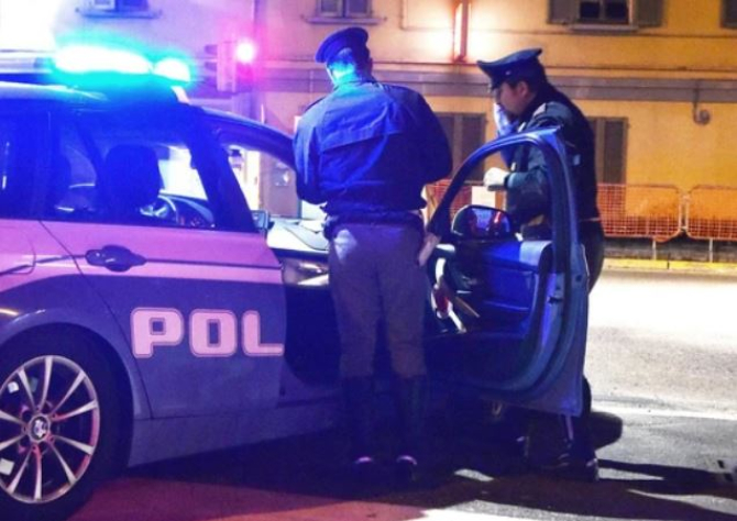 Italia. Un moldovean a furat o bicicletă, apoi s-a dat în spectacol în fața polițiștilor