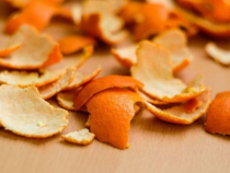 Cojile de portocală, combinate cu un alt ingredient din bucătărie, îți curăță casa rapid și ieftin