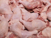 Ce să faci cu puiul cumpărat de la magazin pentru a "scoate chimicalele" din carne 