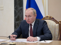 Vladimir Putin este îngrijorat de sănătatea sa. O echipă de medici îl ține sub supraveghere și face băi din extract de coarne de cerb. Surse ucrainene
