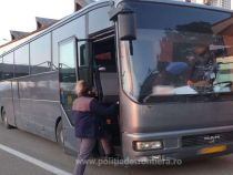 Eforturile unui român de a transporta refugiați ucraineni în siguranță. Ucrainean: "A condus 12 ore pentru a ne salva"
