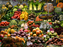 Ce să faci cu fructele și legumele cumpărate de la magazin, pentru a scoate toate „chimicalele"