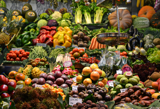 Ce să faci cu fructele și legumele cumpărate de la magazin, pentru a scoate toate „chimicalele"