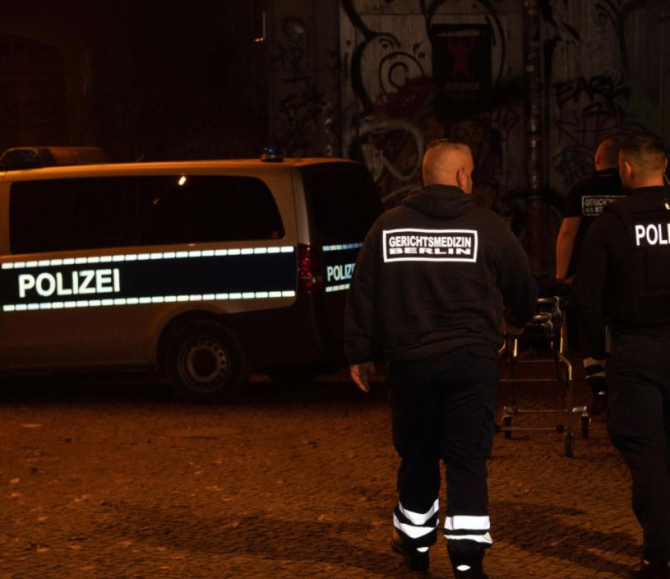 Austria. O mamă româncă cu doi minori, amenințată cu moarte de soțul furios, înarmat cu un cuțit 