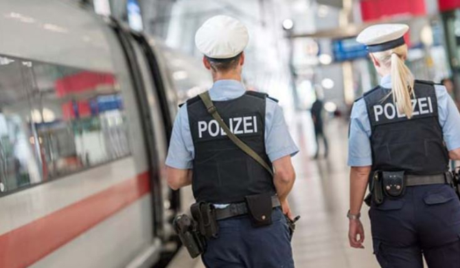 Germania. Român, condamnat la închisoare, surprins în timp ce se plimba prin gară 