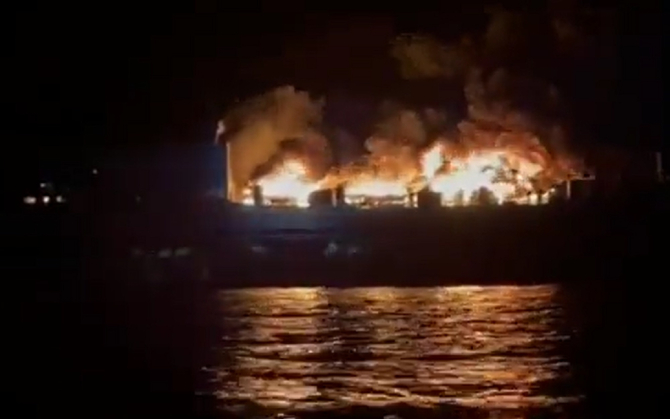 Mărturiile românilor de pe feribotul care a luat foc în Grecia: „Sunt şi şoferi de TIR care făceau curse, treceau cu feribotul”