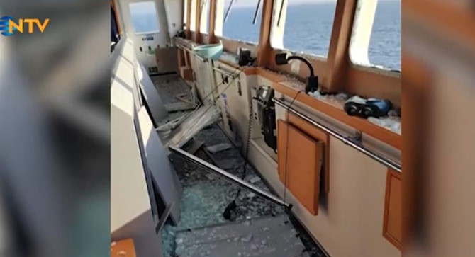 O bombă a lovit un vapor aflat în drum spre România, în Marea Neagră