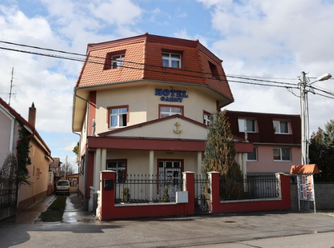 Slovacia. Româncă, găsită moartă în camera unui hotel