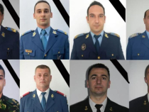 Militarii români, morți în cele două accidente aviatice de la Constanţa, conduși, în acest weekend, pe ultimul drum 