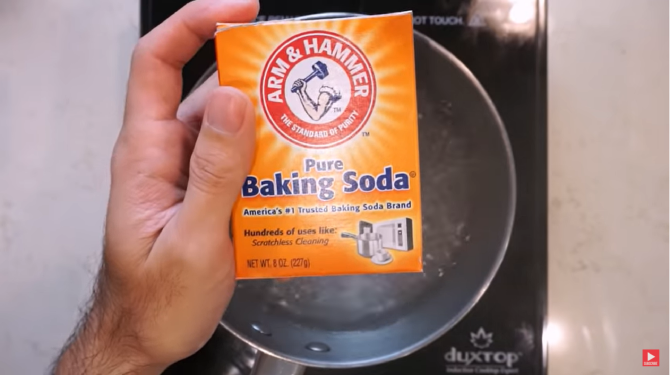 Trucuri surprinzătoare în care bicarbonatul de sodiu îți poate îmbunătăți gătitul
