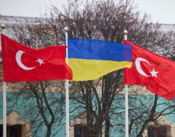 Turcia anunță că își mută ambasada de la Kiev la Cernăuți 