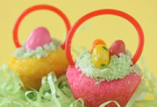 Desertul Coșulețe dulci de Paște  pentru fericirea copiilor și a adulților! Toată lumea vă fi surprinsă de idee originală