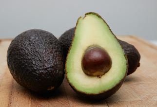 De ce să consumi avocado: iată ce beneficii importante are în sănătatea ta