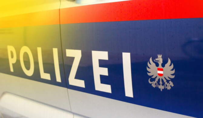 Austria. Un român a atacat mai mulți pasageri în metroul din Viena. Un polițist, care a vrut să-l aresteze, a ajuns la spital 