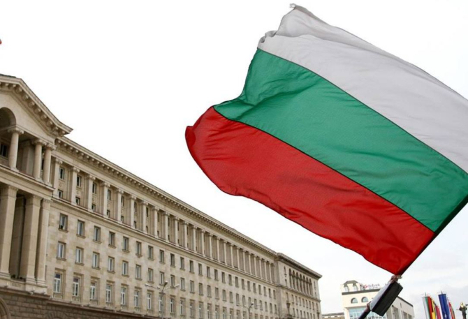 Bulgarii, sfătuiți de Ministerul de Externe de la Sofia  Părăsiți Republica Moldova