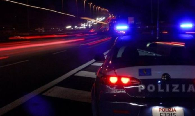 Italia. Șofer român, lăsat fără 300 de litri de combustibil Au furat motorină de 500 de euro, în timp ce dormeam