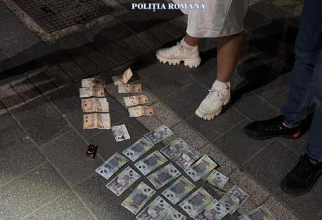 Giurgiu: Șantaj de mii de euro. Trei bărbați au fost arestați de poliție în timp ce așteptau să primească banii / Sursă: Mediafax
