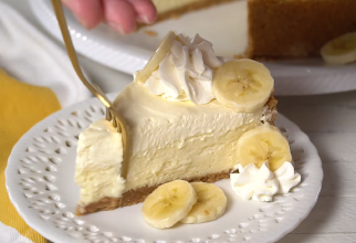 Cheesecake cu banane fără coacere. Desertul perfect pentru zilele călduroase de vară / Foto: Captură video youtube