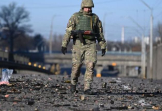 Mai mulți civili ucraineni, răniţi de militarii ruşi, duşi împotriva voinţei lor în Rusia.