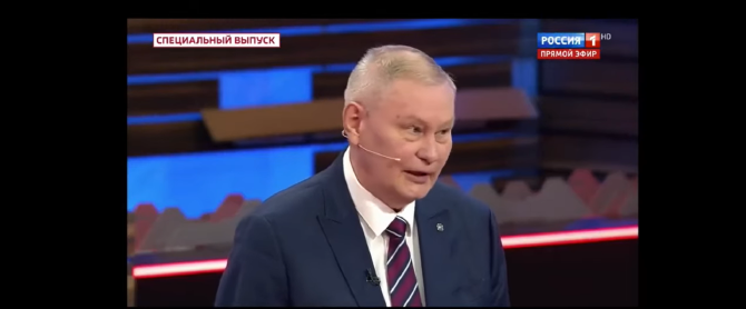 Un fost colonel rus, critică războiul direct la televiziunea rusă. Mihail Khodarenok: Situația nu e normală, când împotriva noastră sunt 42 de țări / Foto: Captură video youtube