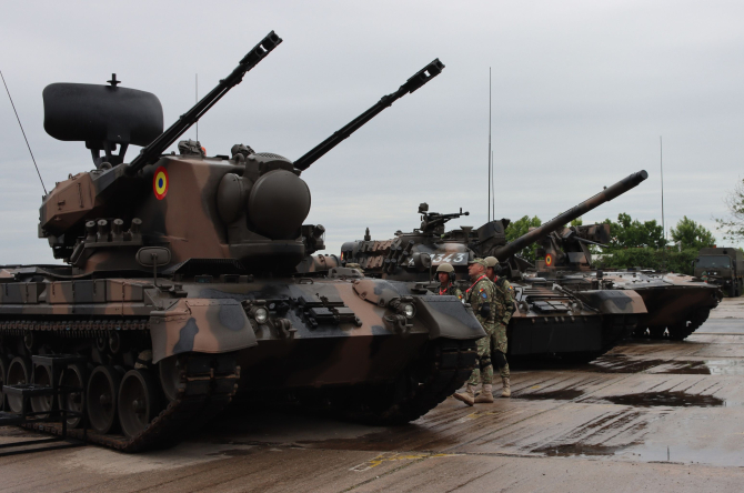 Finlanda spune că ar putea trimite un număr mic de tancuri în Ucraina