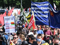 Mii de persoane au manifestat, sâmbătă, la Munchen, împotriva inegalităţilor, a schimbărilor climatice și a războiului.