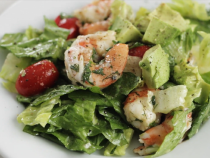Salată de vară exotică. Are un gust senzaținal, iar ingredientul de bază este perfect pentru siluetă / Foto: Captură video youtube