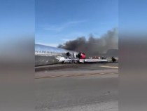 Un avion cu peste 100 de pasageri la bord a luat foc