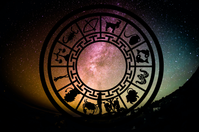 Horoscop 22 septembrie. Racii obțin un profit neașteptat; se anunță o nouă etapă pentru Scorpion: Previziuni pentru toate zodiile