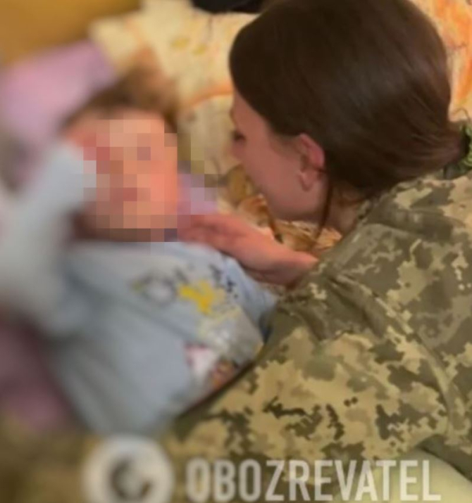 Un băiețel din Ucraina și-a revăzut, după trei luni, mama militar  Ai ucis dragonul