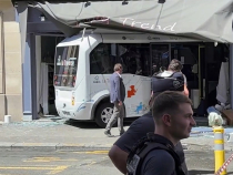 Franța. Un autocar a intrat într-un magazin la Paris: Șapte răniți, din care doi în stare gravă. FOTO: captură video leparisien.fr