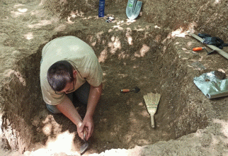 Mormânt vechi de cel puţin 2.500 de ani, descoperit de arheologii români. Sursa foto: Complexul Muzeal Naţional Neamţ