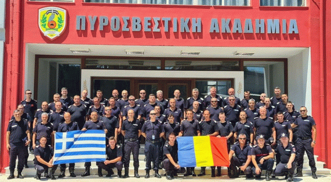 Pompierii români, plecaţi în Grecia să lupte cu incendiile, au ajuns în ţară. IGSU -  Misiune îndeplinită! Sursa - IGSU/facebook